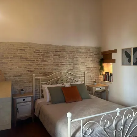 Ferienhaus Erasmia's Venetian House *