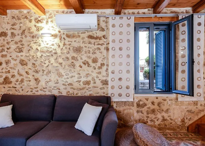 Tatil Evi Erasmia's Venetian House *